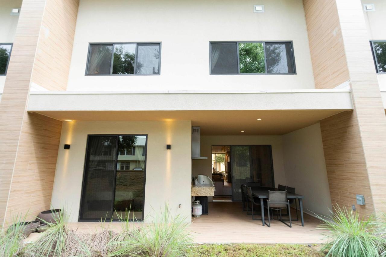 Stunning 4 Bd Close To Disney @ Magic Village Resort 7537 올랜도 외부 사진