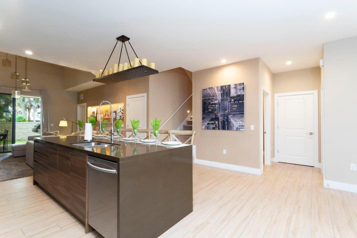 Stunning 4 Bd Close To Disney @ Magic Village Resort 7537 올랜도 외부 사진