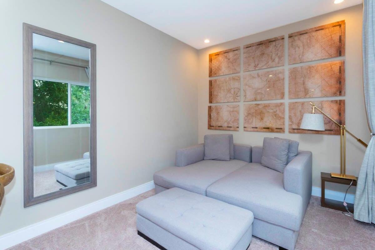 Stunning 4 Bd Close To Disney @ Magic Village Resort 7537 올랜도 외부 사진