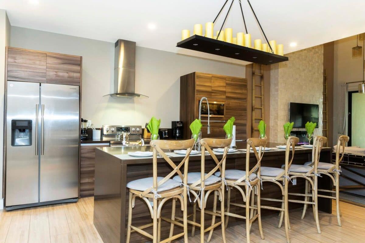 Stunning 4 Bd Close To Disney @ Magic Village Resort 7537 올랜도 외부 사진